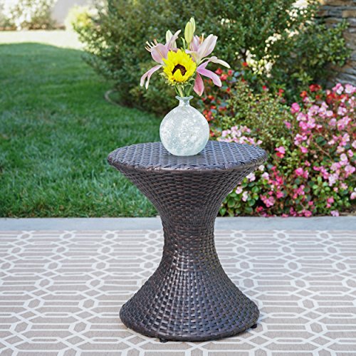 Frances Outdoor 16